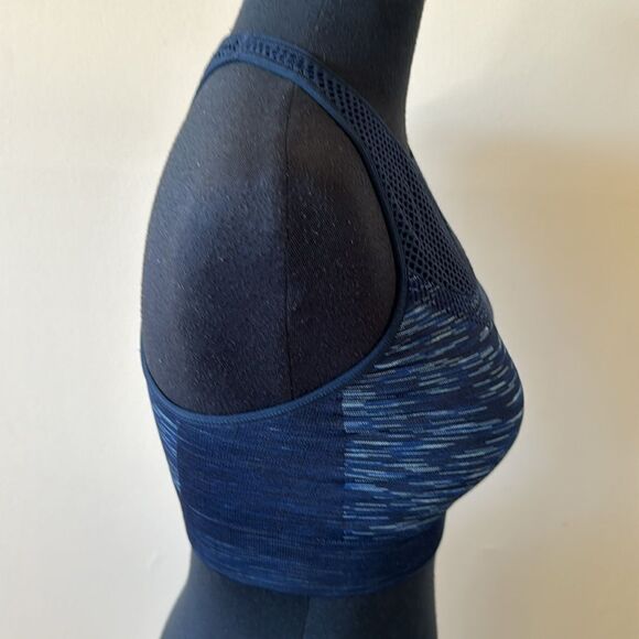 Target marled navy seamless net upper racerback unpadded sports bra. Medium. - Picture 3 of 5